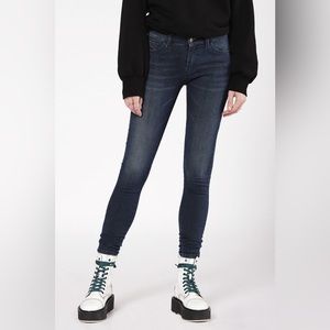 Diesel Skinny Jeans - Slandy - Regular Waist - Dark Blue - 29